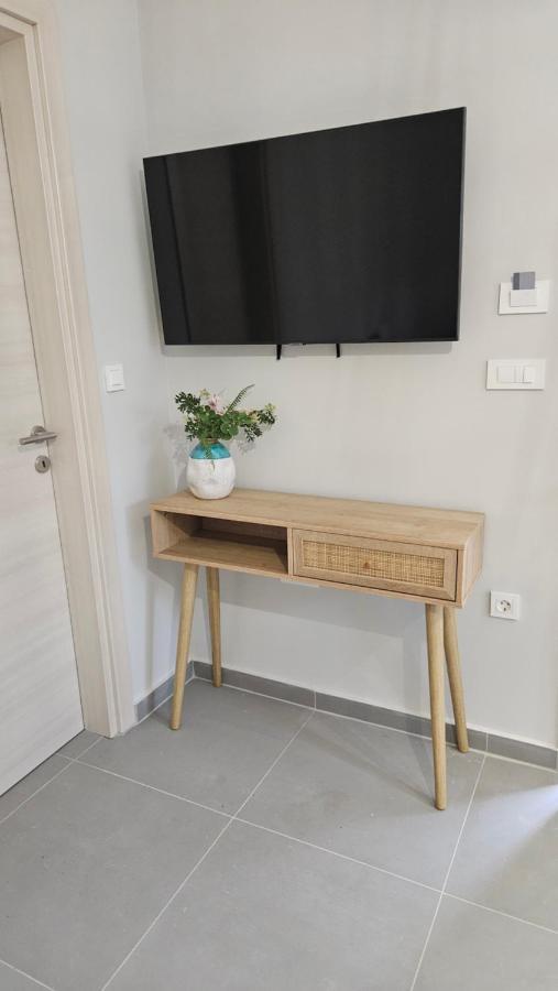 Fanouris Luxury Apartments ハニア エクステリア 写真