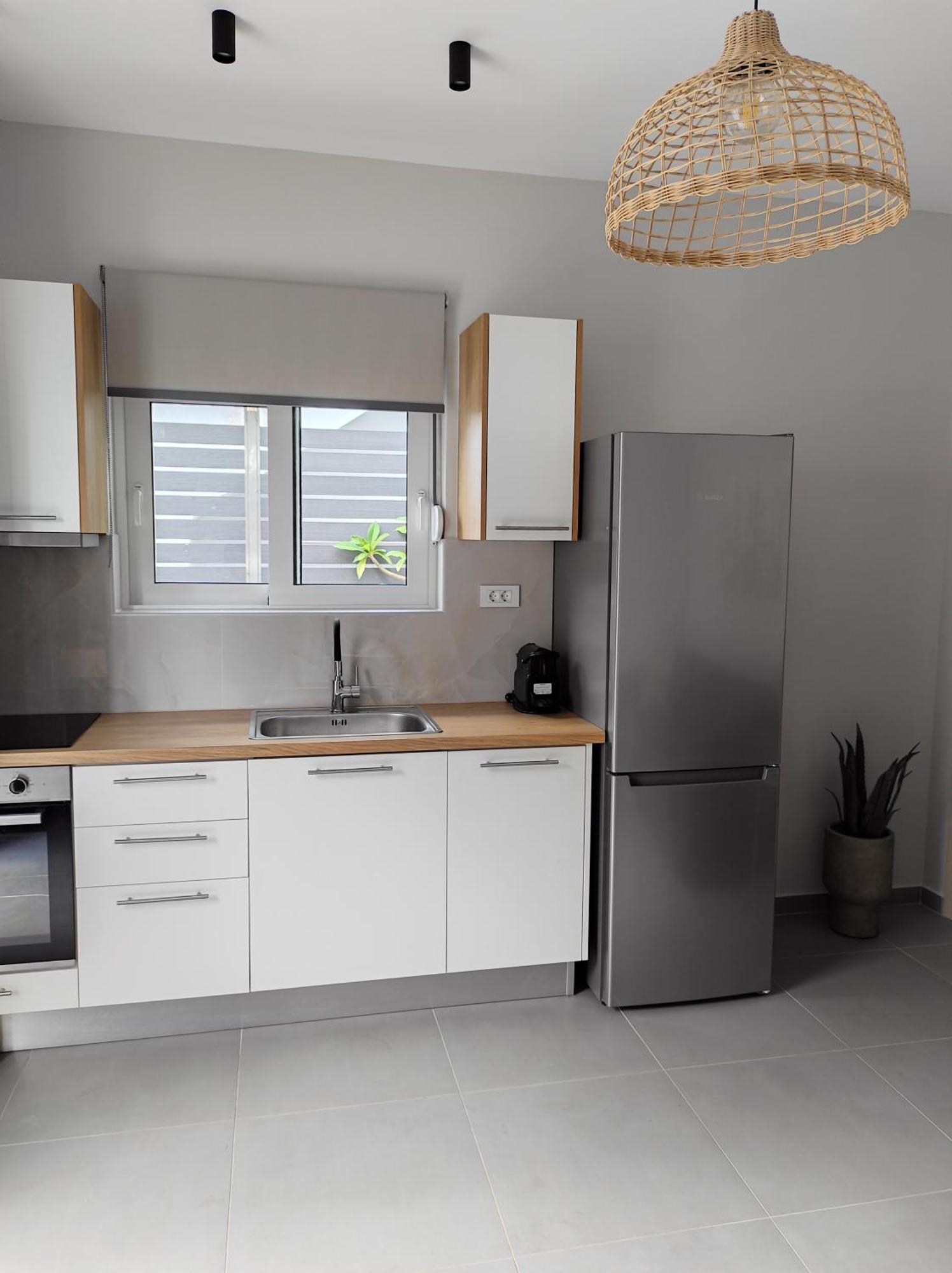 Fanouris Luxury Apartments ハニア エクステリア 写真